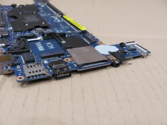 692-10 материнська плата SR2F0  i5-6300U AAZ50 LA-C451P для Dell Latitude E7270 7270 оригінал Продаж