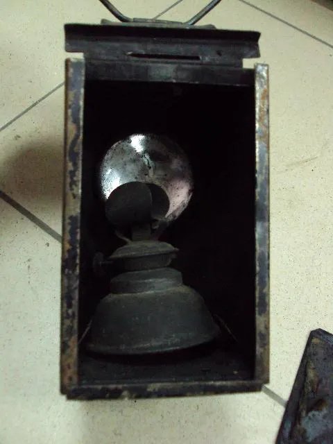 Керосиновый фонарь минометчика образца 1937 года высота 15,7 см, с ручкой 20 см №11377 Недорого