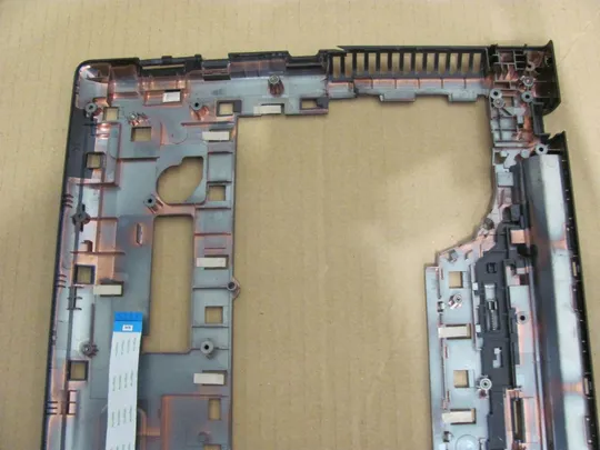 номер0016-4 Кришка дно піддон корпуса 13N0-B6A0501 для Lenovo Ideapad Z710 Оригінал Характеристики