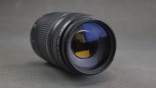 Canon EF телеобъектив Canon 75-300mm/4-5.6 III Ф58mm на полный кадр 24x36mm #1 Ціна