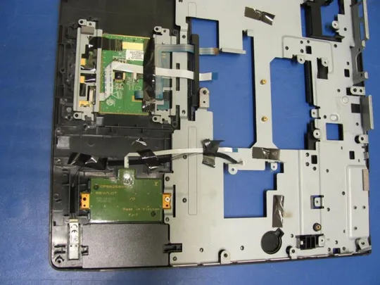 №124 Кришка панель палмрест та тачпад для FUJITSU CELSIUS H920 оригінал Де купити