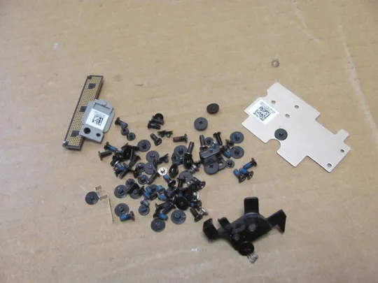 номер1023-9 комплектуюче кріплення  гвинти для HP Zbook Fury 15 17 G7 G8  оригінал Ціна