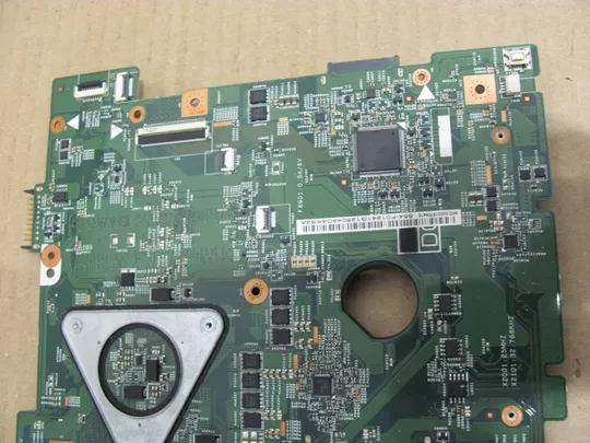 номер0310-22 материнська плата Mainboard Материнка Основна плата Системна плата Плата системи Laptop motherboard мамка  ноутбучна плата  0Y0RGW РОБОЧА для DELL Vostro 3550 Inspiron N5110 оригінал Торговий майданчик