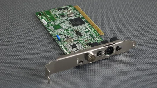 Тв-тюнер AverMedia AverTV M135-C PCI Ціна