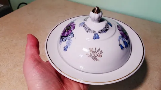 Маслянка масльонка стара радянська порцеляна Суми Вживане Характеристики