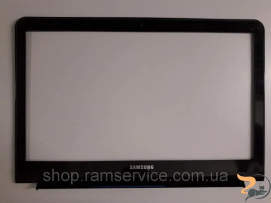 Рамка матриці корпуса для ноутбука Samsung NP900, NP900X3A, б/в Ціна