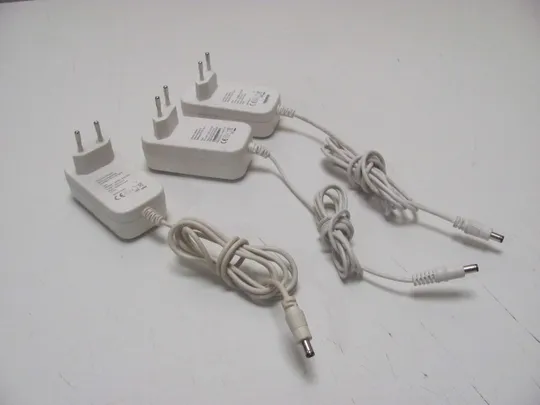 0781 адаптер живлення  W 724V 12.V 2.5A  3 шт НІМЕЧЧИНА Ціна