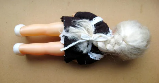 Лялька - школярка-першокласниця = Кукла - школьница-первоклассница = іграшка СРСР Де купити