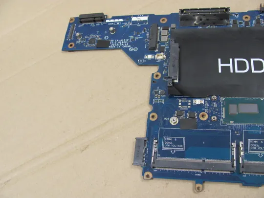 674-44 материнська плата  LA-A101P  i7-4600U SR1EA  для Dell Latitude  E5540 оригінал Де купити