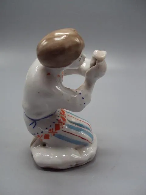 Купити Фигура фарфор статуэтка Артель Прогресс Белорусский юноша играет на дудке мальчик с дудкой №117