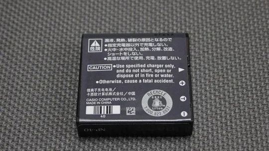 Купити оригинальный Li-ion аккумулятор Casio NP-40 3.7V 1300mAh для цифровых фотоаппаратов