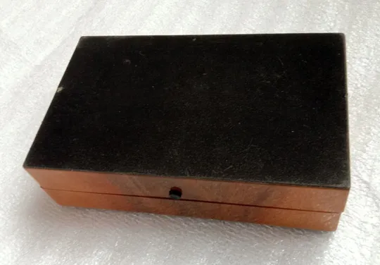 Советская Электробритва ХАРЬКОВ-102 110/220В Сувенирная Коробка 1970-х #6 На торгах