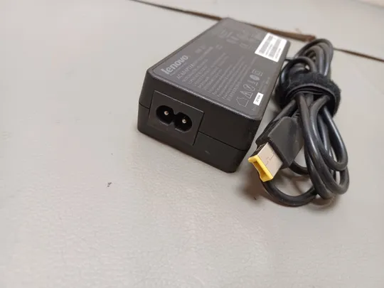 Купити 0608C  адаптер живлення LENOVO ADLX90NCC2A 20V 4.5A 90W