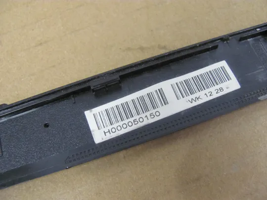 353-5 рамка матриці  H000050150 13N0-ZWA0S02  для Toshiba Satellite C850D L850D L850 C850 оригінал Де купити