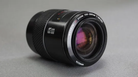 Отличный портретник Minolta Maxxum Zoom AF-Lens 100-200mm ф49мм Minolta\Sony Вживане Де купити