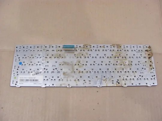 Купити 747-28 клавіатура V111922AK5   для MEDION Akoya P6512 оригінал
