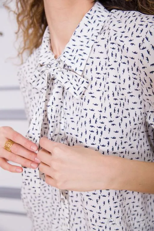 Блуза с поясом, белого цвета в принт, 172R20-1 Недорого