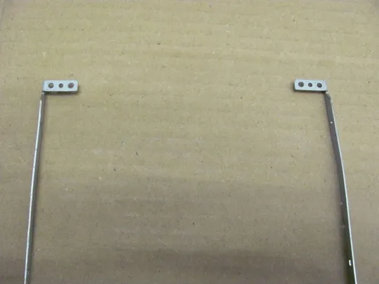 555-4 кріплення з петлями 6-33-W8701-02 для Clevo W87CU оригінал Інтернет-аукціон