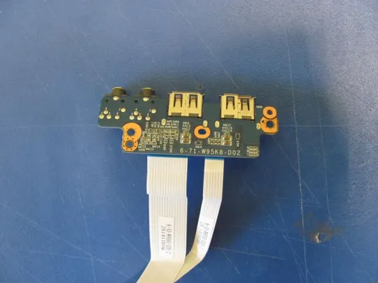 54-31 Плата модуль USB, AUDIO 6-71-W95K8-D02 для TERRA (CLEVO) MOBILE 1513 1220361 оригінал З аукціону