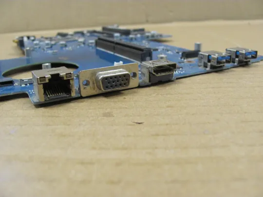 830-17 материнська плата BA92-09009B  для  SAMSUNG  NP700 NP700G7A 700G  оригінал Де купити