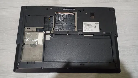 верх і корито Fujitsu U757 U758 U759 E558 E559 Продаж