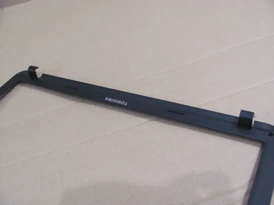 662-9 рамка матриці H000050150 13N0-ZWA0S02 для Toshiba Satellite C850D L850D L850 C850 оригінал З аукціону