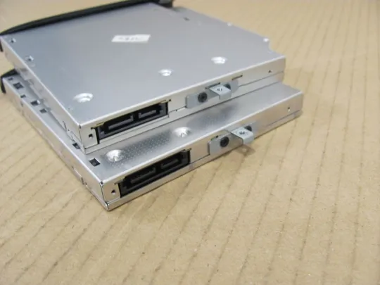 номер1084-3 DVD-привод ADD2941T9 AC3C1E для ASUS K95V K93 R900V R900 A93V A93 DVD привід DVD привод Заглушка панелі CD/DVD для ноутбуків CD Зчитувач дисків Читалка оригінал З аукціону