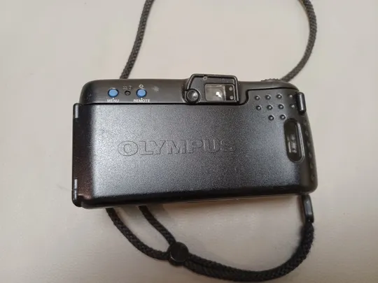 0568  плівкова камера Olympus Superzoom 110  НІМЕЧЧИНА Де купити