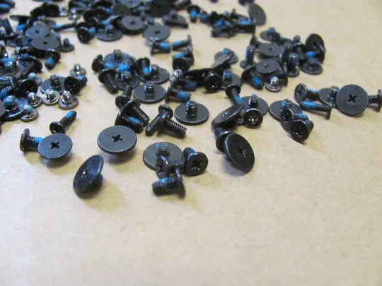 номер1006-7 комплектуюче гвинти для Elitebook 840 G3 840 G4 745 G3 745 G4 оригінал Продаж