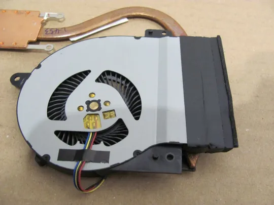 номер0523-10 система охолодження 13N0-TFA0801 13NX0030AM0101 для Asus P2530 P2538 P553U P553UA P553UJ Охолоджувальна система Кулери та системи охолодження Охолодження материнської плати cooling system Кулер Охолоджувальний блок оригінал Інтернет-аукціон