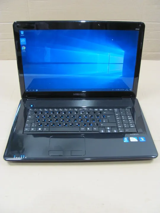 1192 Medion Akoya E7212 17.3&quot; HD+ Dual-Core T4500 2.3Ghz / 4Gb / 120ssd / 320hdd / WebCam + блок живлення Ціна