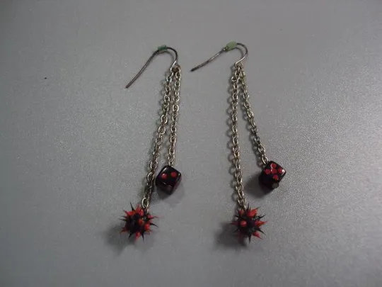 бижутерия серьги подвесные булава и кубик 6,5 см №10880 Ціна