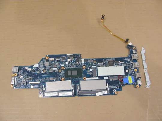 номер0126-24 Материнська плата,Mainboard,Материнка,Основна плата,Системна плата,Плата системи SR2ZU i5-7200U DA0PS9MB8E0 для  Lenovo ThinkPad 13 Gen 2 оригінал Ціна