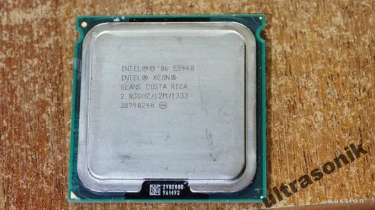 10шт. 4x ядерных Intel Xeon E5440 (аналог Core™2 Quad Q9550) 2.83GHz/12M/1333MHz LGA771 80W Вживане Ціна