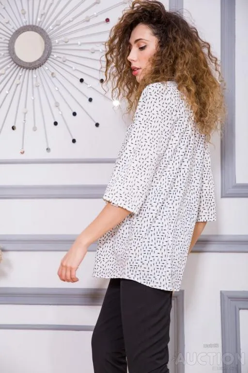 Блуза с поясом, белого цвета в принт, 172R20-1 З аукціону