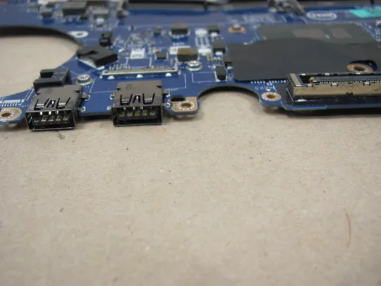 Купити 594-14  материнська плата AAZ60 LA-C461P  i5-6300U SR2F0  для Dell Latitude E7470  7470 оригінал