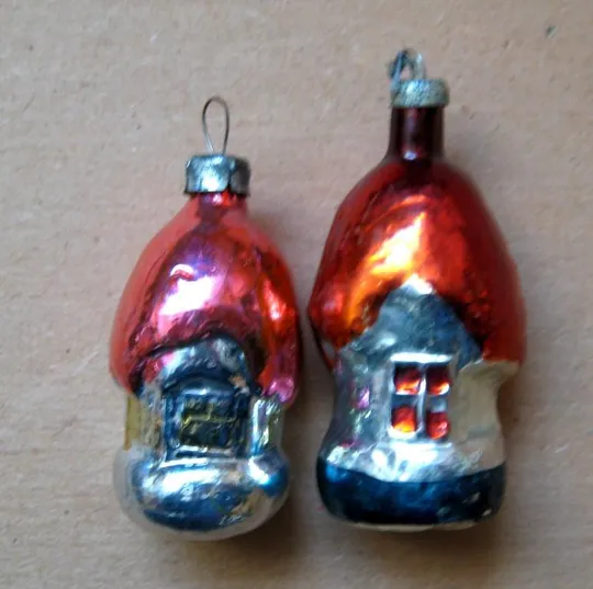 БУДИНОЧОК - ДОМИК = ЯЛИНКОВІ ІГРАШКИ = період СРСР  = 2 шт. Ціна