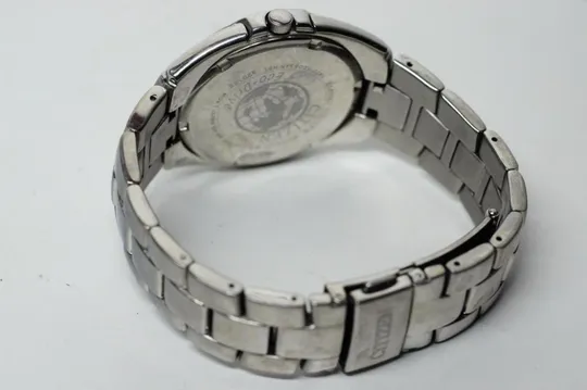 CITIZEN оригинал 100м. дата нержавейка белый циферблат механизм Citizen Eco-Drive З аукціону