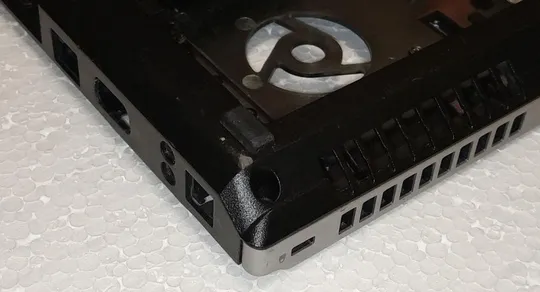 Низ корпуса з ноутбука HP EliteBook 8460p (поддон та палмрест в зборі) З аукціону