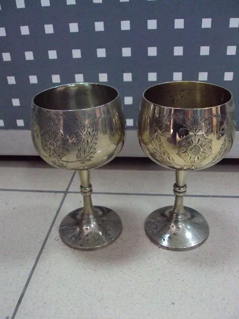 Бокалы Индия узор цветок и листья латунь посеребрение лот 2 шт высота 15,2 см, диаметр 7,5 см №11427 Ціна