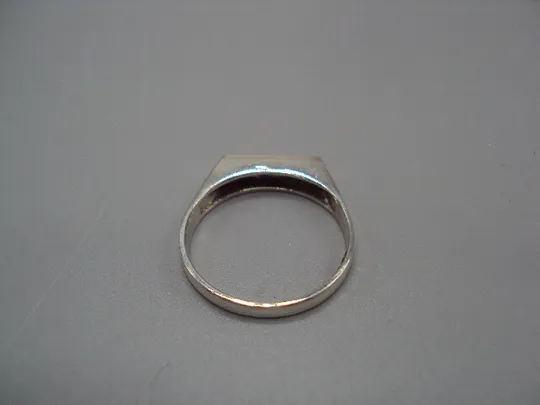 Кольцо прямоугольник колечко унисекс печатка серебро Украина вес 2,34 г 18,5 размер 4х13 мм №15441 Де купити