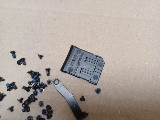 номер1063-23 комплектуюче кріплення гвинти для DELL LATITUDE E7250  оригінал З аукціону