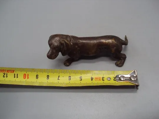 Фигура бронза статуэтка миниатюра собака такса собачка высота 3,6 см, длина 8 см №13661 З аукціону