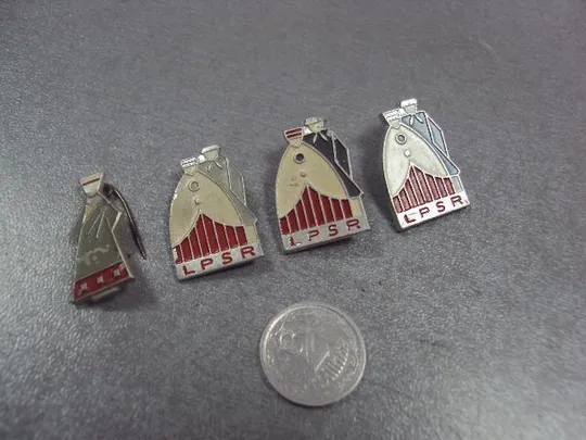 знак lpsr латвия костюм контурный лот 5 шт №13462 Ціна