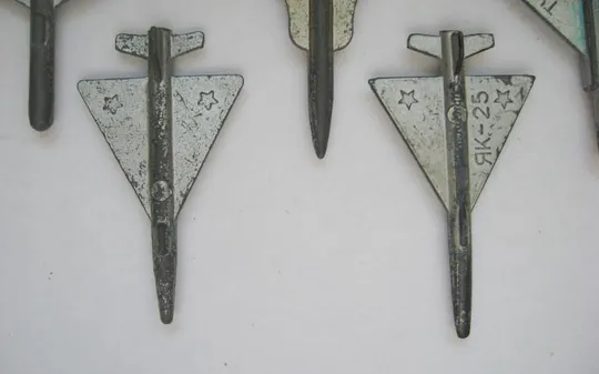 Літаки /самолеты/ - ТУ-24, ТУ-144, М-50, ЯК-25 = солдатики - фигурки = СРСР -СССР = метал = 5 шт. Недорого