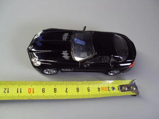 Купити машинка mercedes mclaren slr черный 1:43 высота 3,2 см, длина 10,5 см №9493