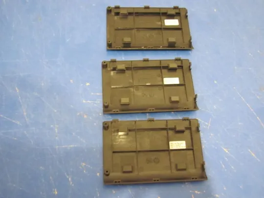 Купити №225-21 сервісна кришка BA75-02225A для SAMSUNG R720, NP-R720H оригінал