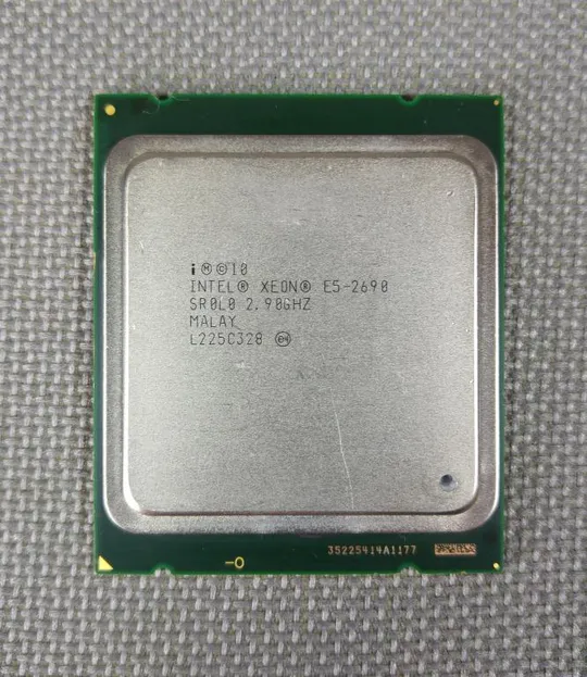 топ LGA2011 процессор Intel Xeon E5-2690 8C/16HT (8 ядер/16 потоков) 2.90-3.80GHz/20M/8GT/s 135W Ціна