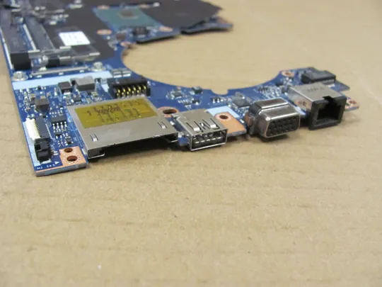 802-4 материнська плата APW50 LA-C381P 848221-001 SR2FU  i7-6820HQ  для HP Zbook 15 G3 G4 оригінал в Україні