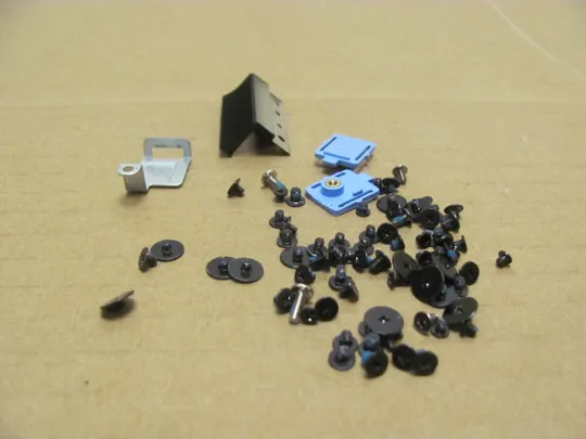 номер0977-7 комплектуюче кріпленя гвинти  для DELL Precision 7670 M7670 7680 7780 оригінал З аукціону